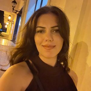 Meet your Posher, Ana